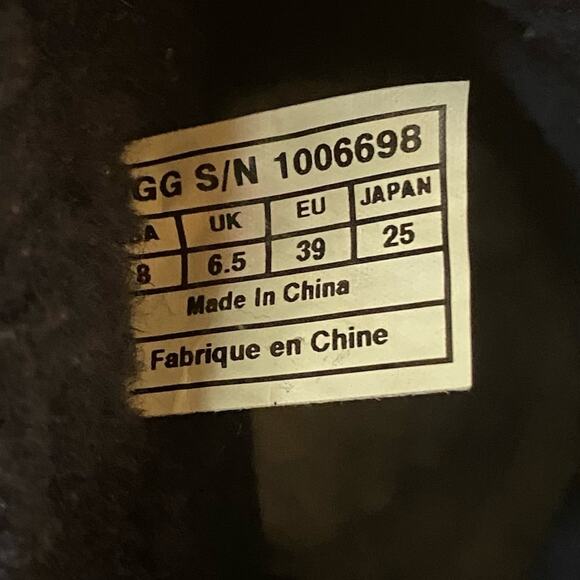 Uggs Sz 8 Gray Suede Faux Fur Lined Embellished w/crystal bows and logo - Picture 9 of 9